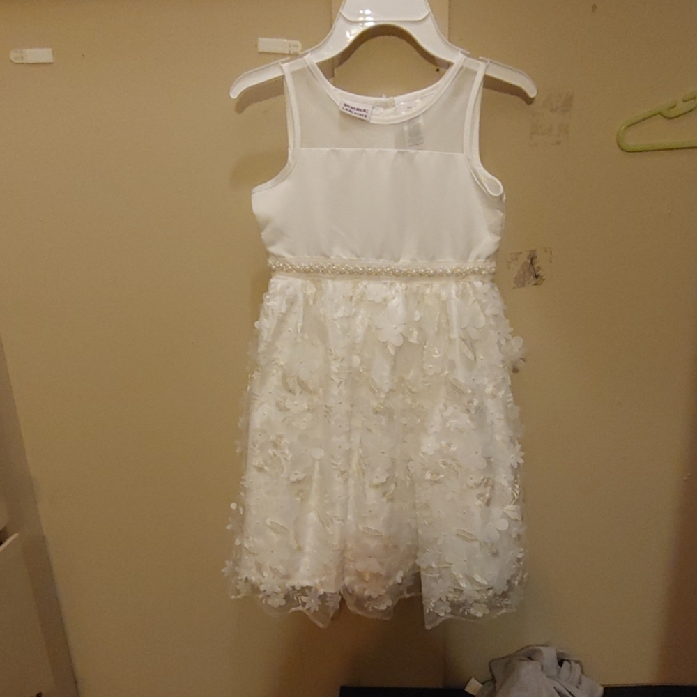 White dressl